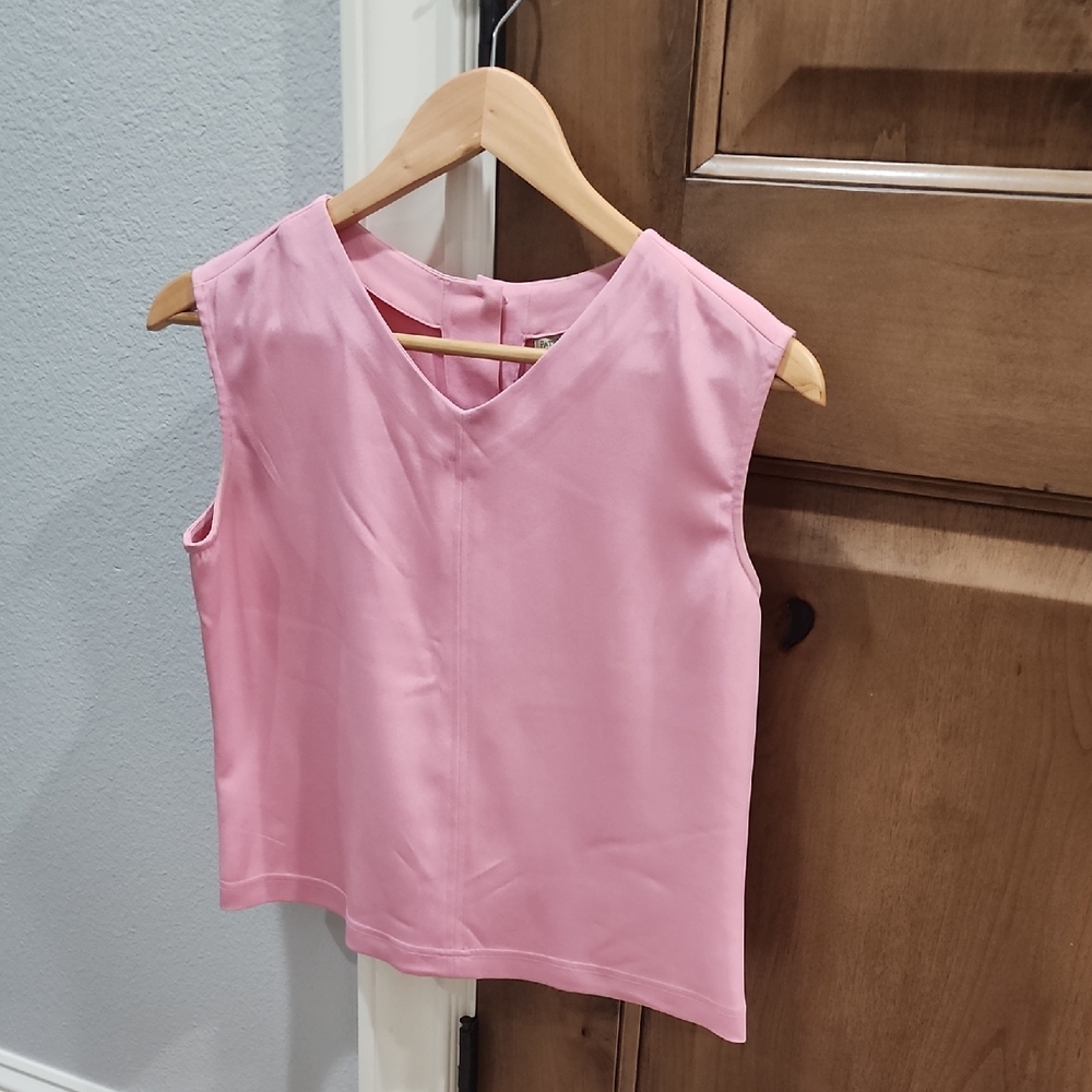 Elegant Pink Sleeveless Tank Top